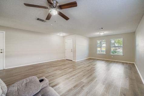 2100 Coachlamp Drive Cedar Park TX 78613