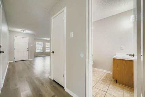 2100 Coachlamp Drive Cedar Park TX 78613
