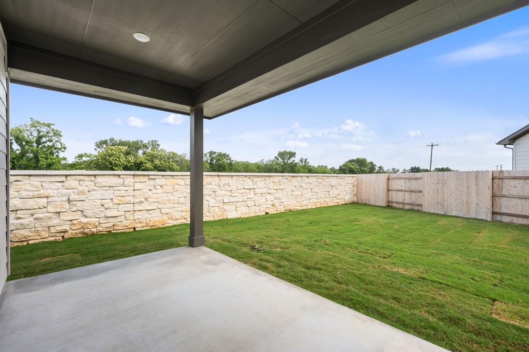10732 Worth Lane Manor TX 78653