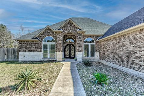 105 Arbors Circle Elgin TX 78621