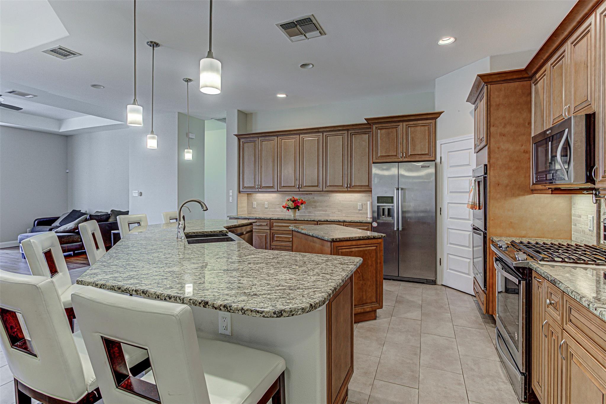 105 Arbors Circle Elgin TX 78621