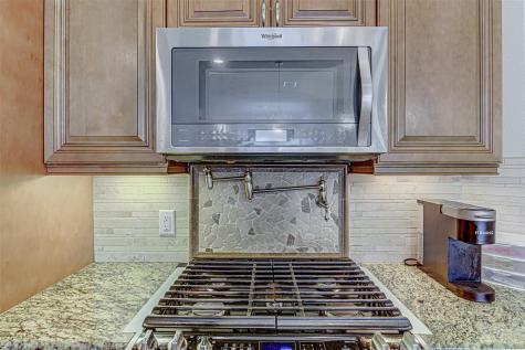 105 Arbors Circle Elgin TX 78621