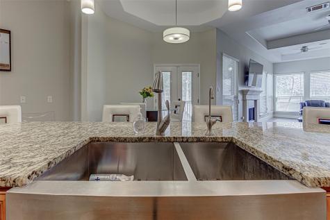 105 Arbors Circle Elgin TX 78621