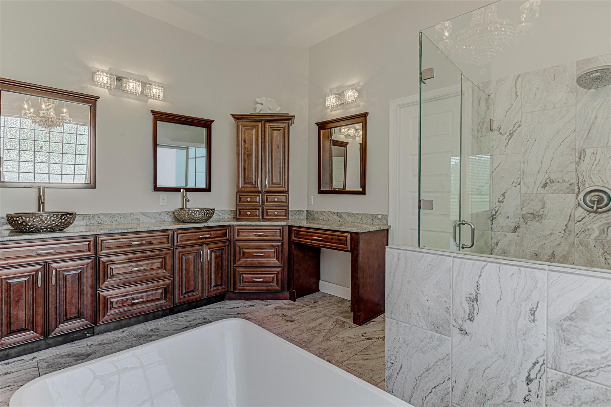 105 Arbors Circle Elgin TX 78621