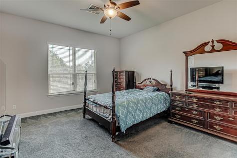 105 Arbors Circle Elgin TX 78621