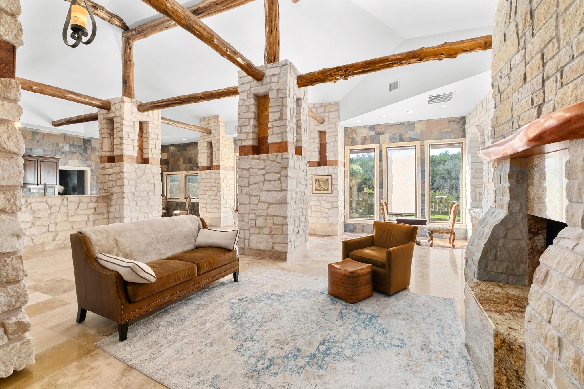 340 Barton Ranch Road Dripping Springs TX 78620