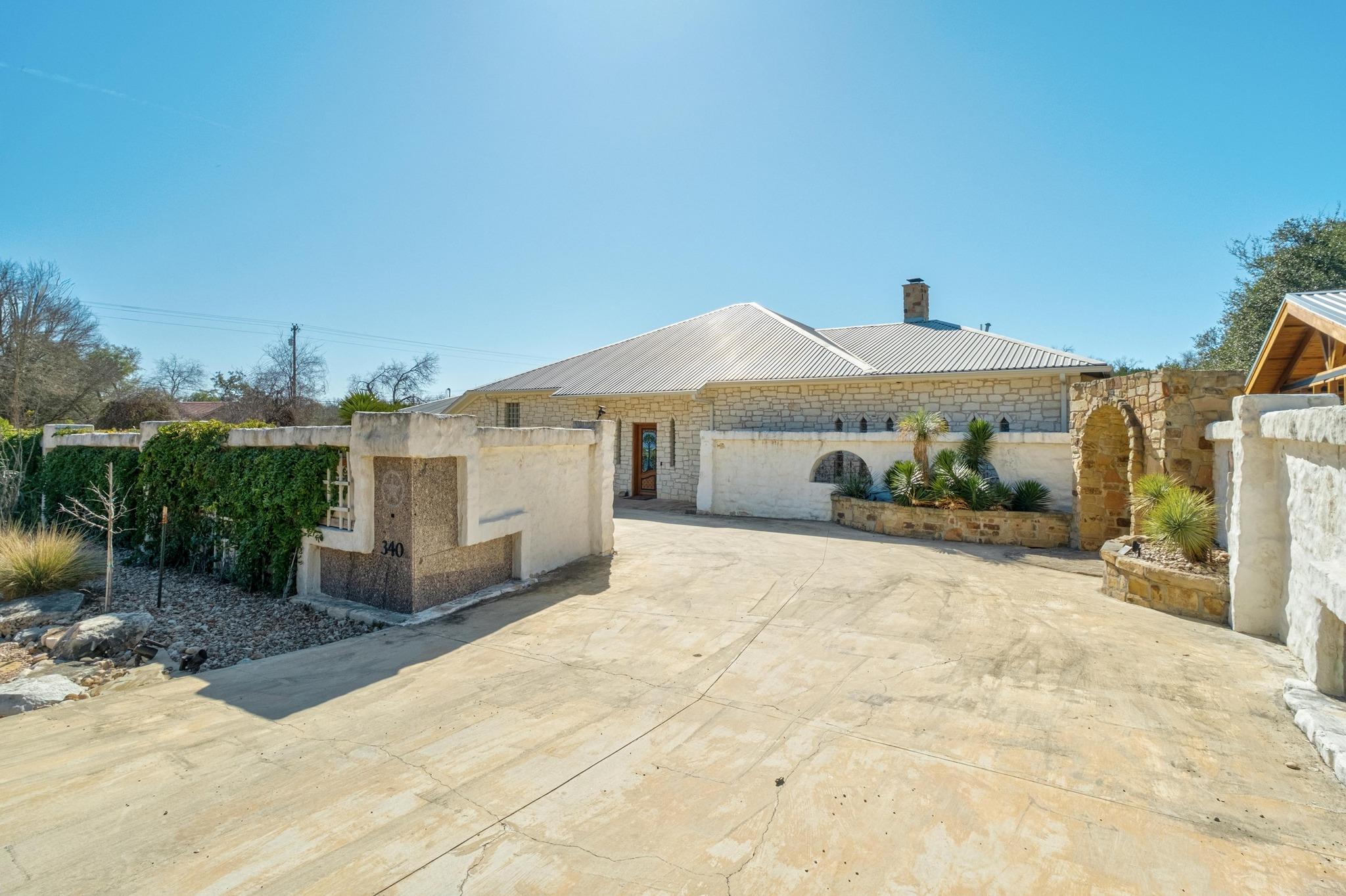 340 Barton Ranch Road Dripping Springs TX 78620