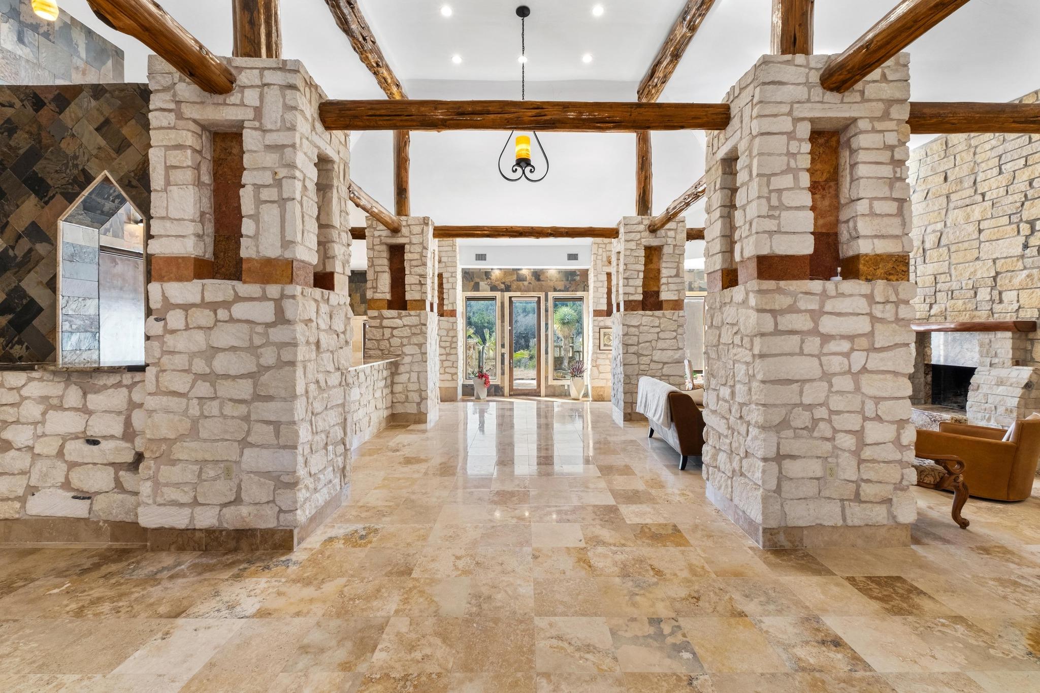 340 Barton Ranch Road Dripping Springs TX 78620
