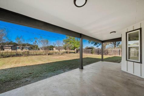 1313 Redbud Trail Lockhart TX 78644