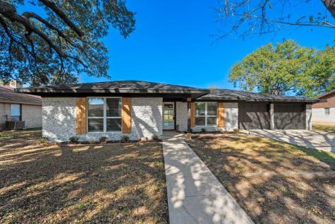 1313 Redbud Trail Lockhart TX 78644