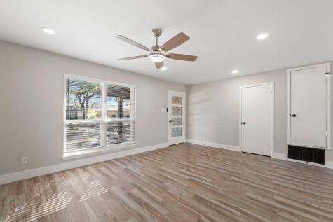 1313 Redbud Trail Lockhart TX 78644