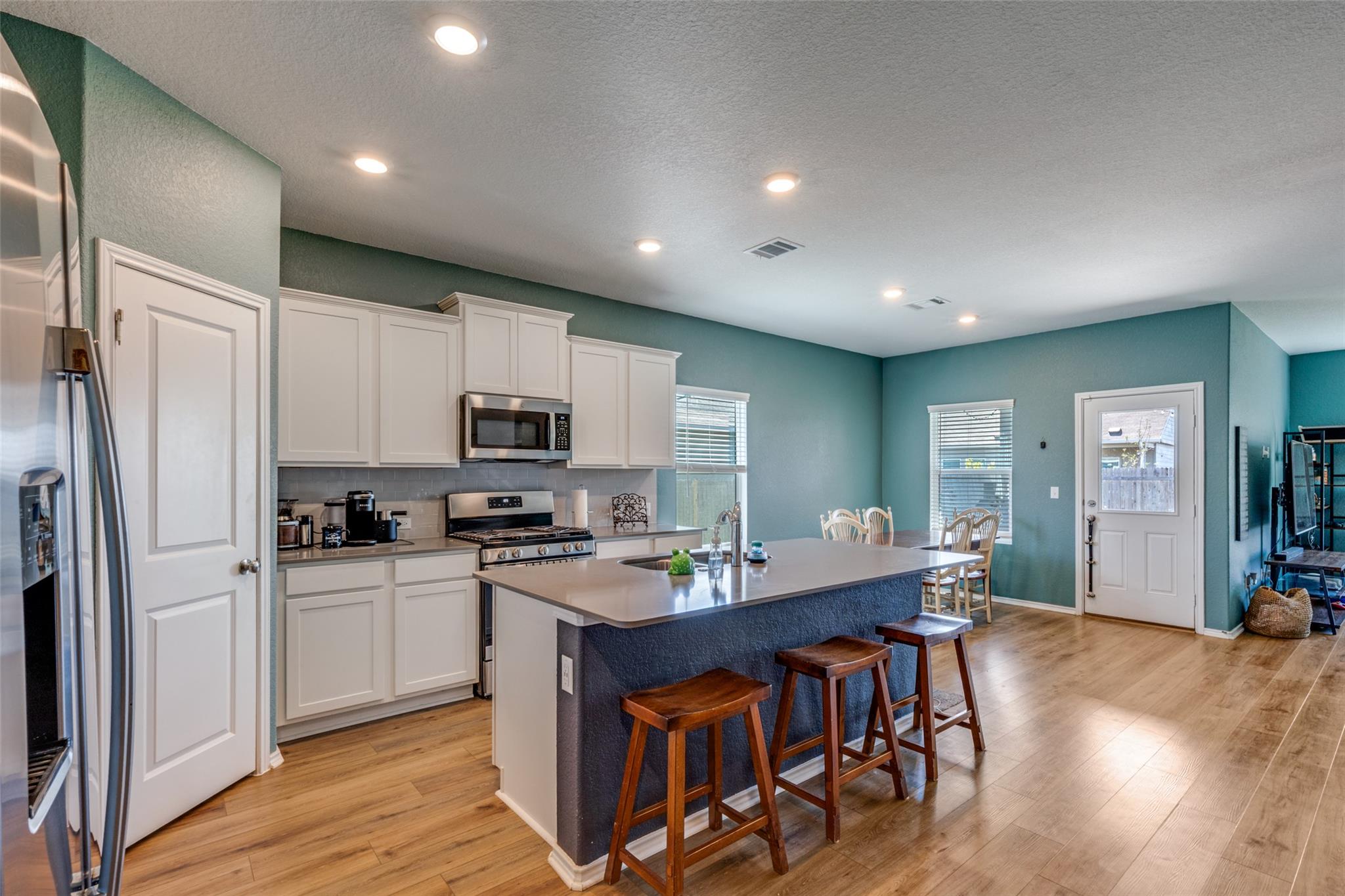 207 Otter Road Kyle TX 78640