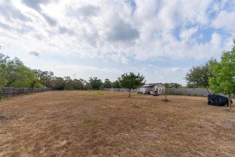 127 Meadow Way Cedar Creek TX 78612