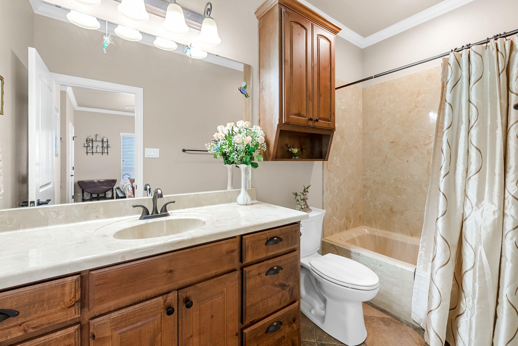 1735 Alta Vista Loop Temple TX 76502
