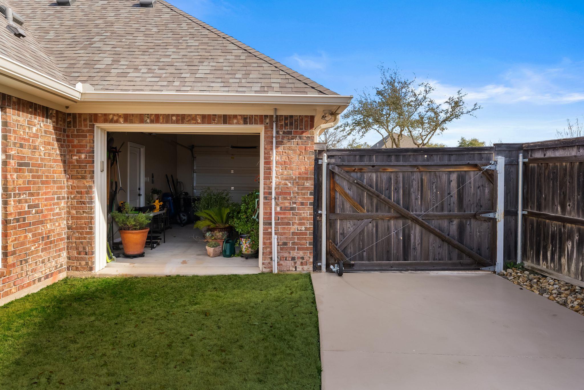 1735 Alta Vista Loop Temple TX 76502