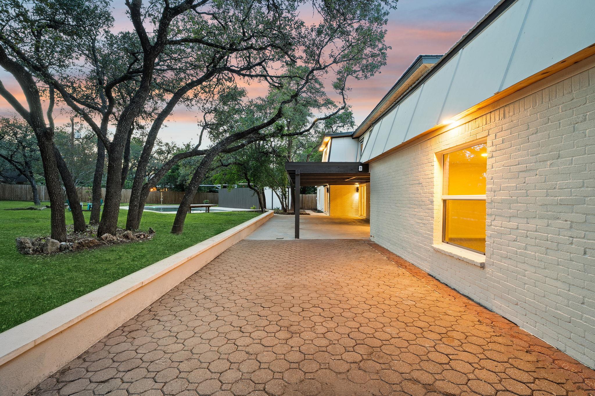 11929 Arabian Trail Austin TX 78759