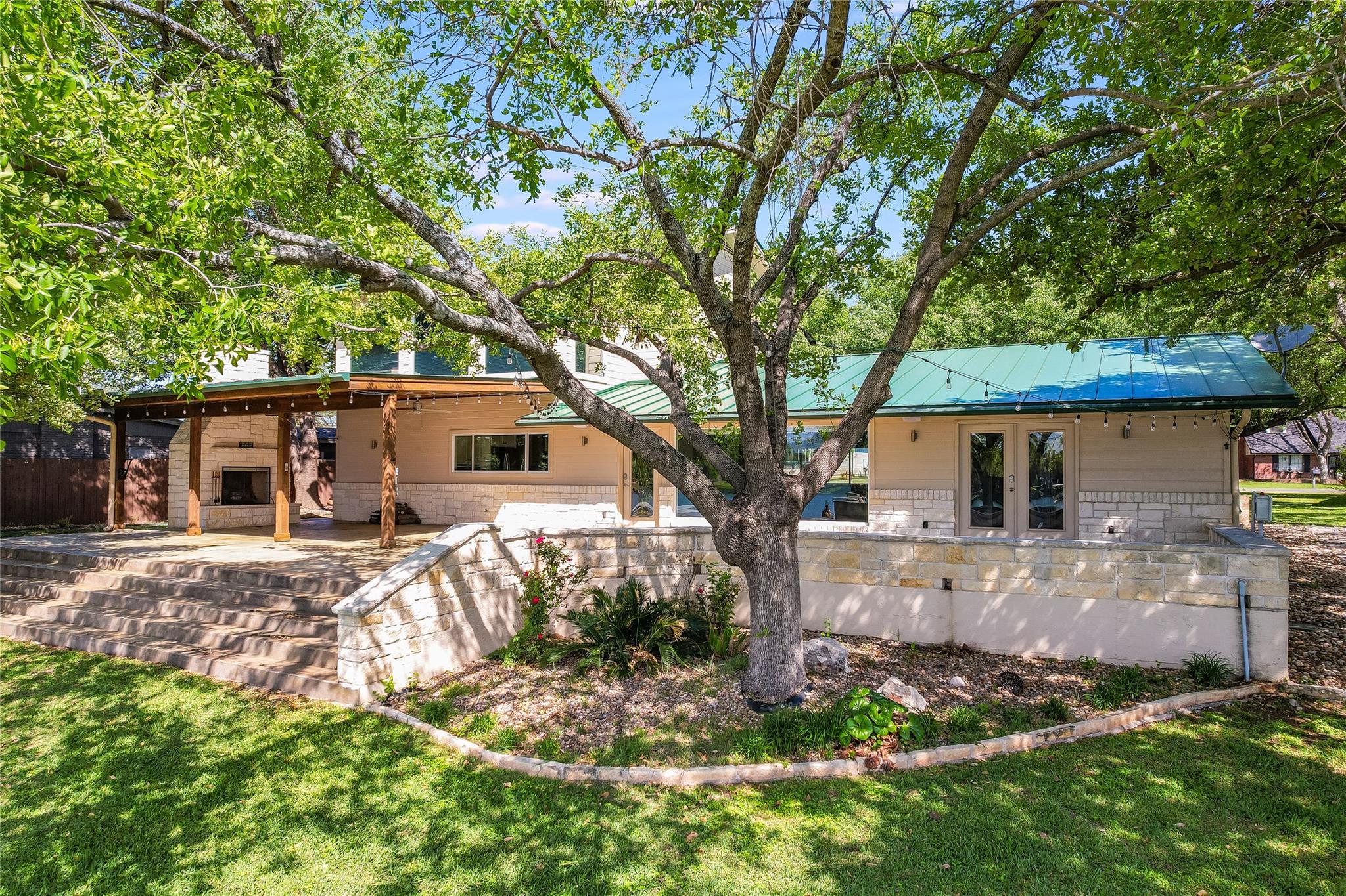 1704 Bluebonnet Lane Kingsland TX 78639