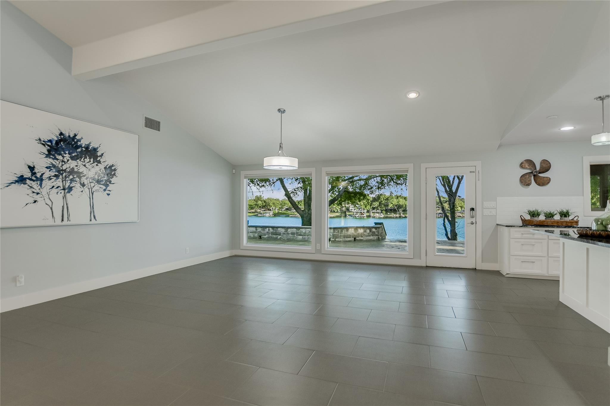 1704 Bluebonnet Lane Kingsland TX 78639