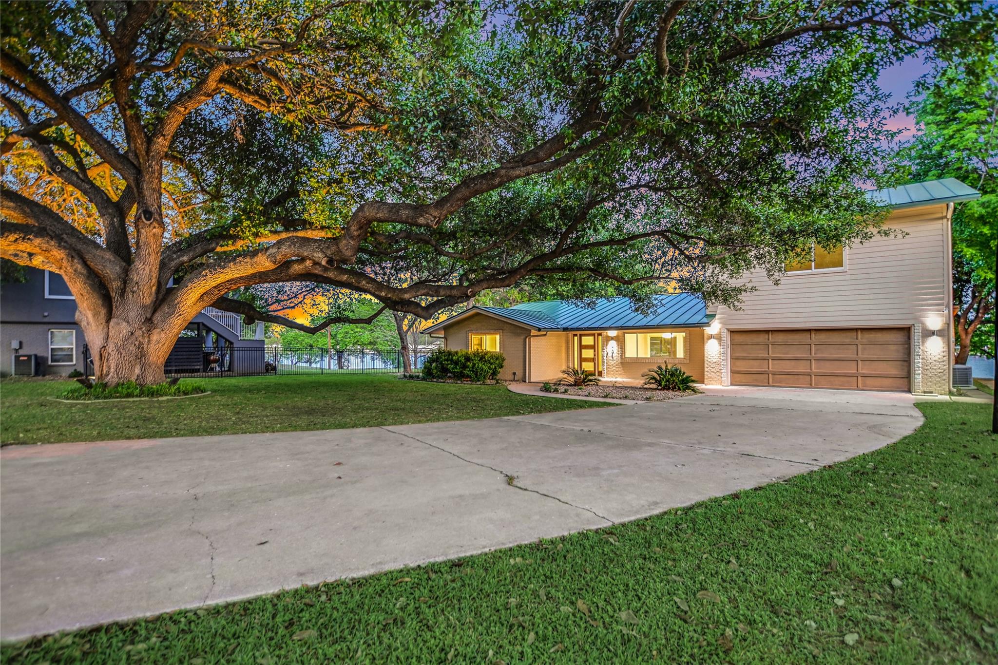 1704 Bluebonnet Lane Kingsland TX 78639