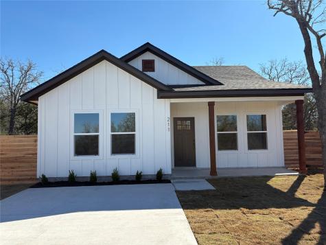 211 Big Bow Smithville TX 78957