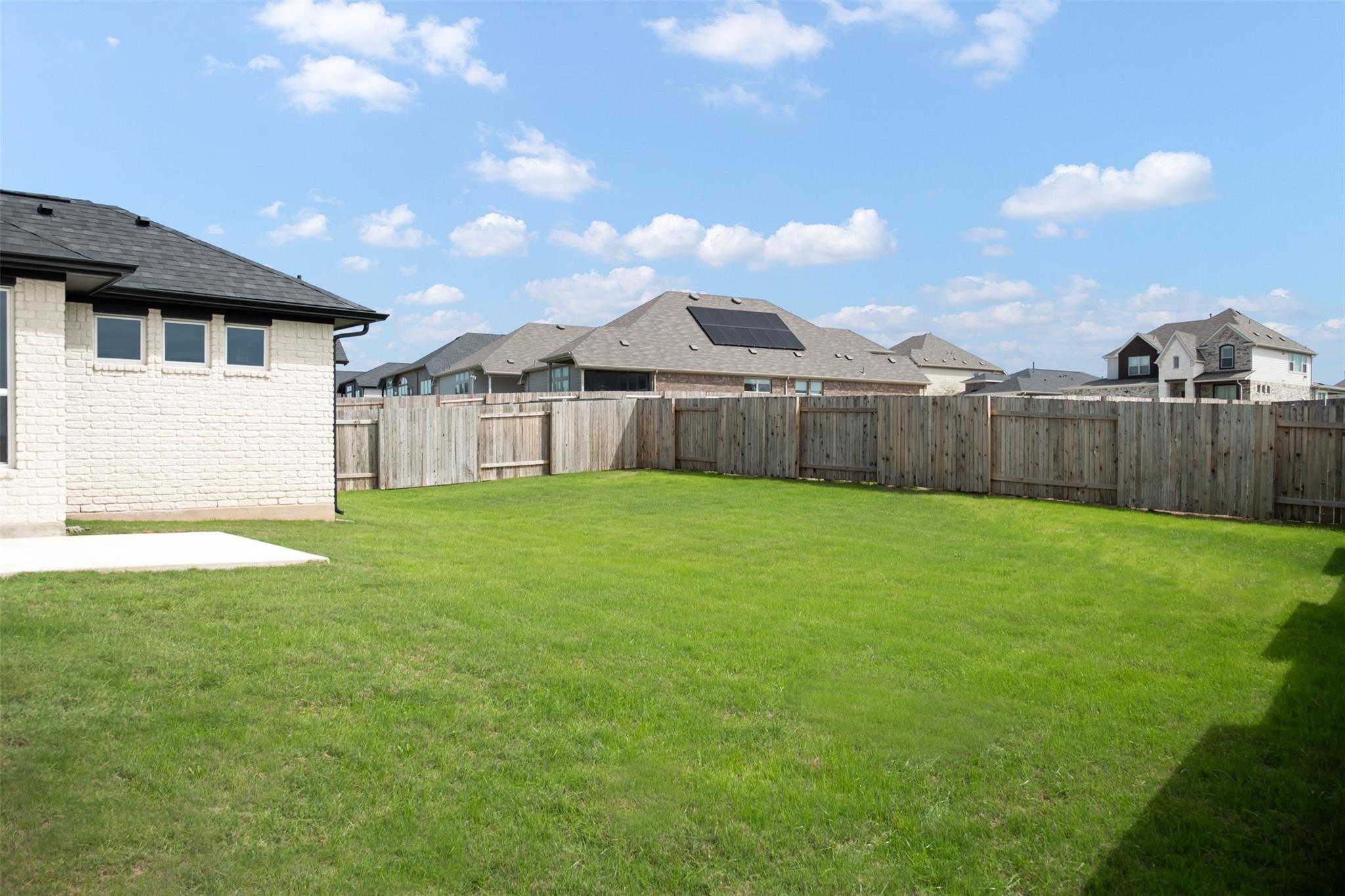 559 Sugar Cane Road Buda TX 78610