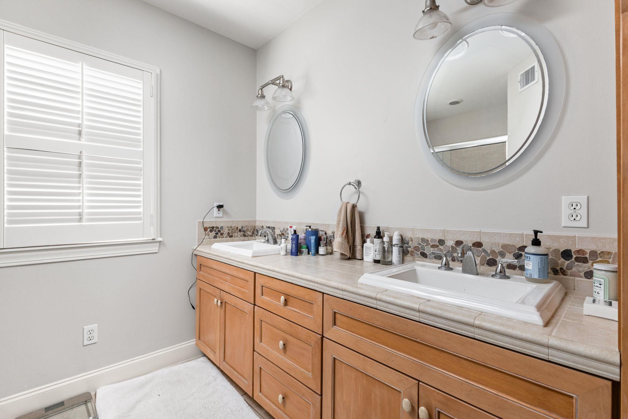 811 E 46th Street Austin TX 78751