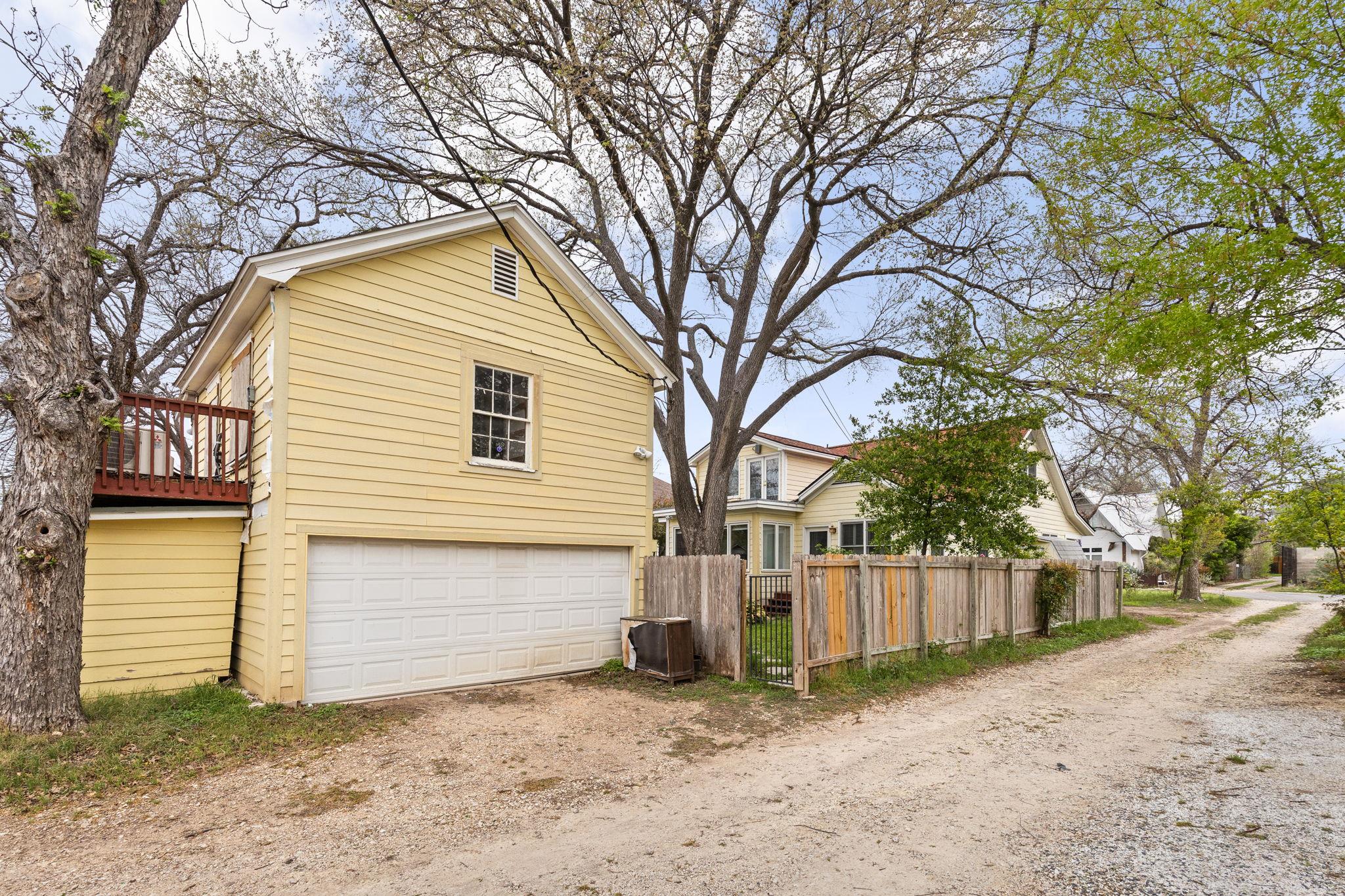 811 E 46th Street Austin TX 78751