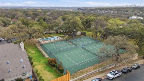 8101 Raintree Place Austin TX 78759