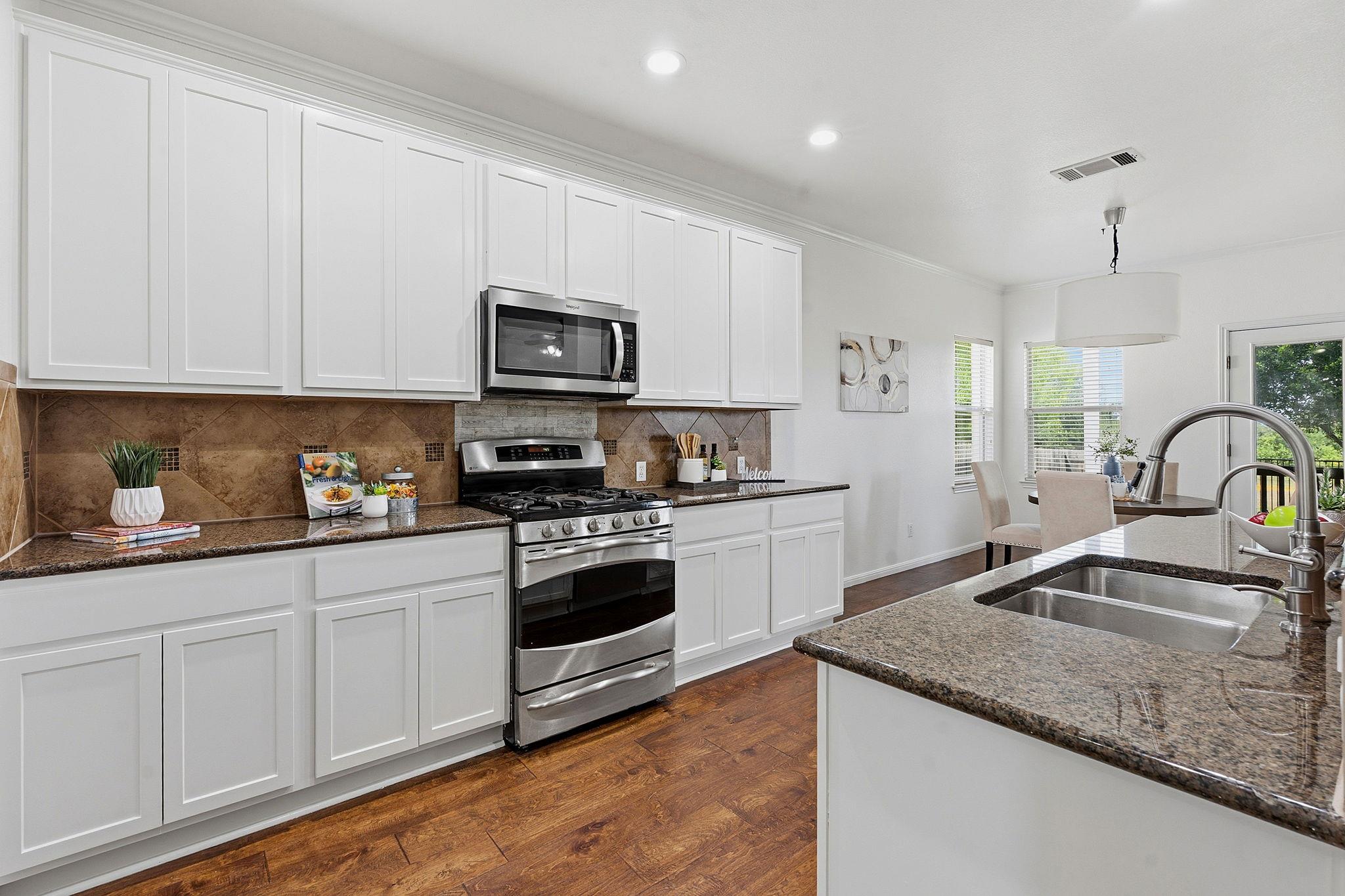 9421 Eagle Knoll Austin TX 78717
