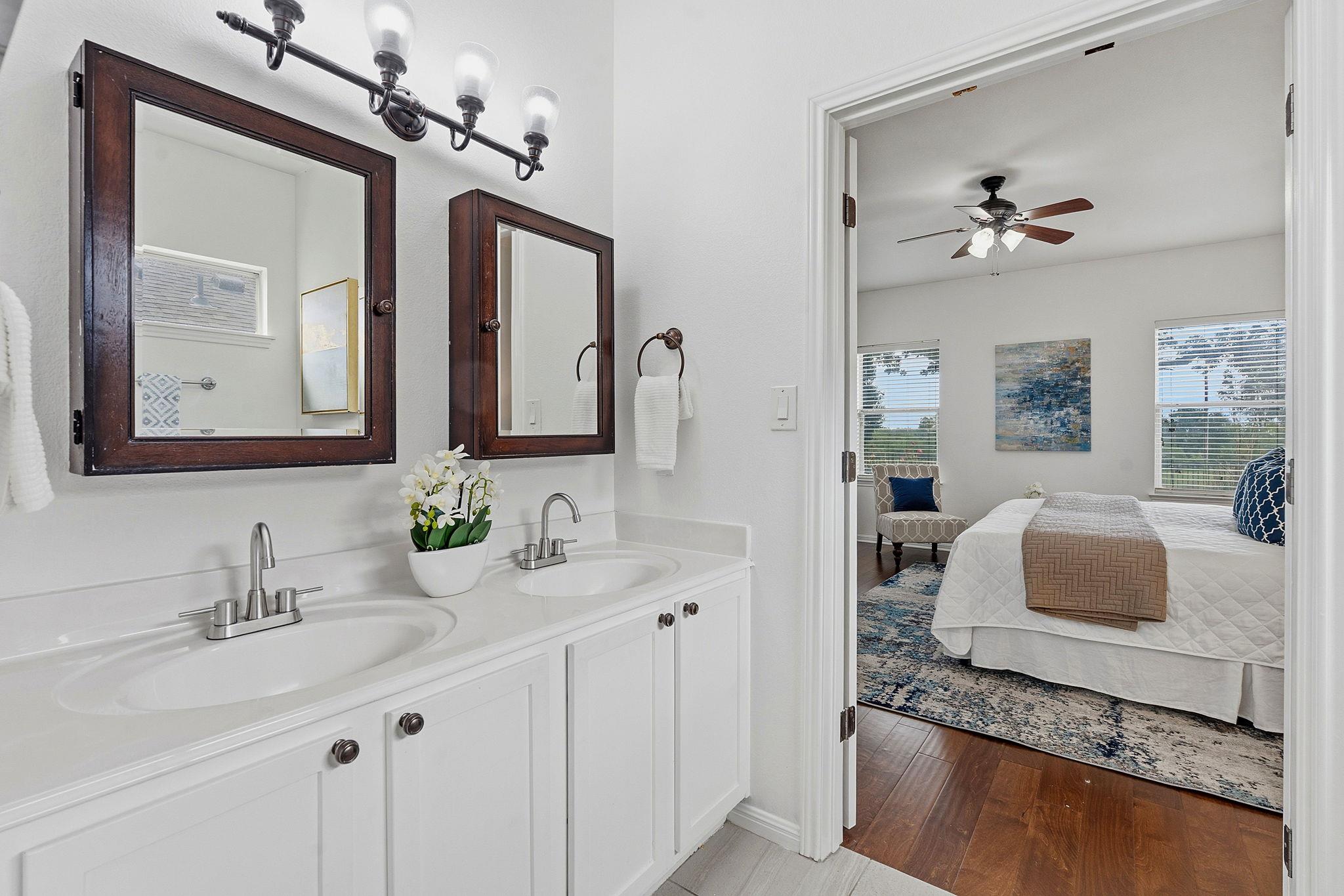 9421 Eagle Knoll Austin TX 78717