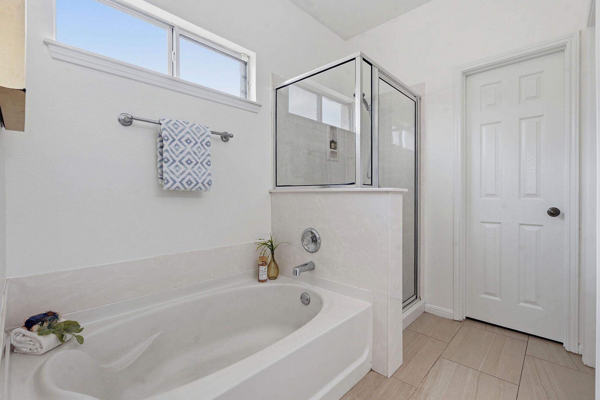 9421 Eagle Knoll Austin TX 78717