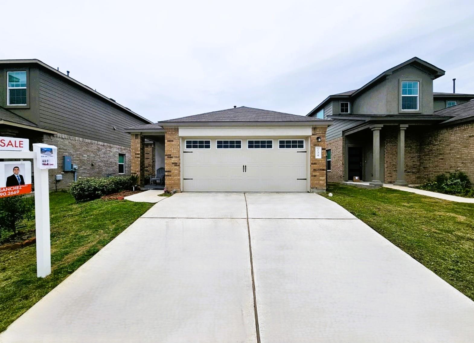 234 Canley Loop Hutto TX 78634