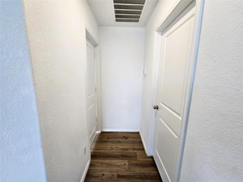 234 Canley Loop Hutto TX 78634