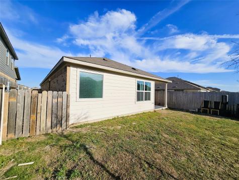 234 Canley Loop Hutto TX 78634