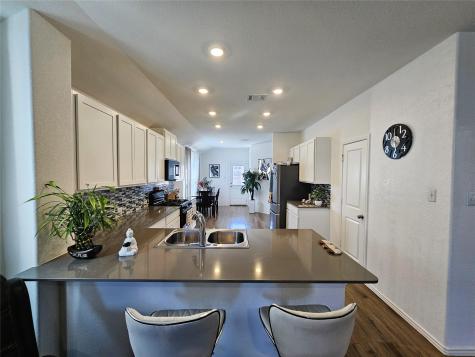 234 Canley Loop Hutto TX 78634