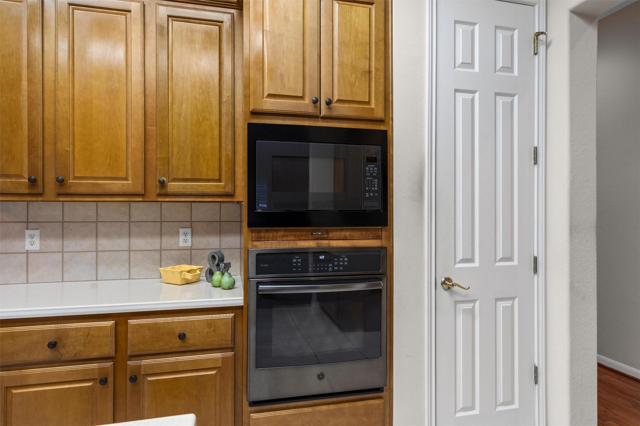 106 Swallowtail Circle Georgetown TX 78633