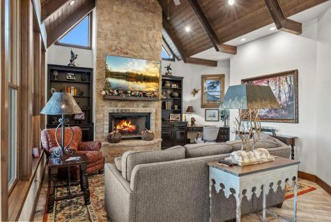 901 Crown Lane Burnet TX 78611