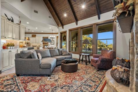901 Crown Lane Burnet TX 78611