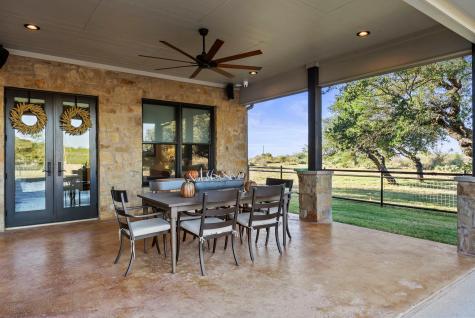901 Crown Lane Burnet TX 78611