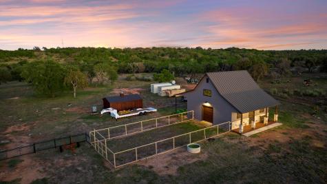 901 Crown Lane Burnet TX 78611