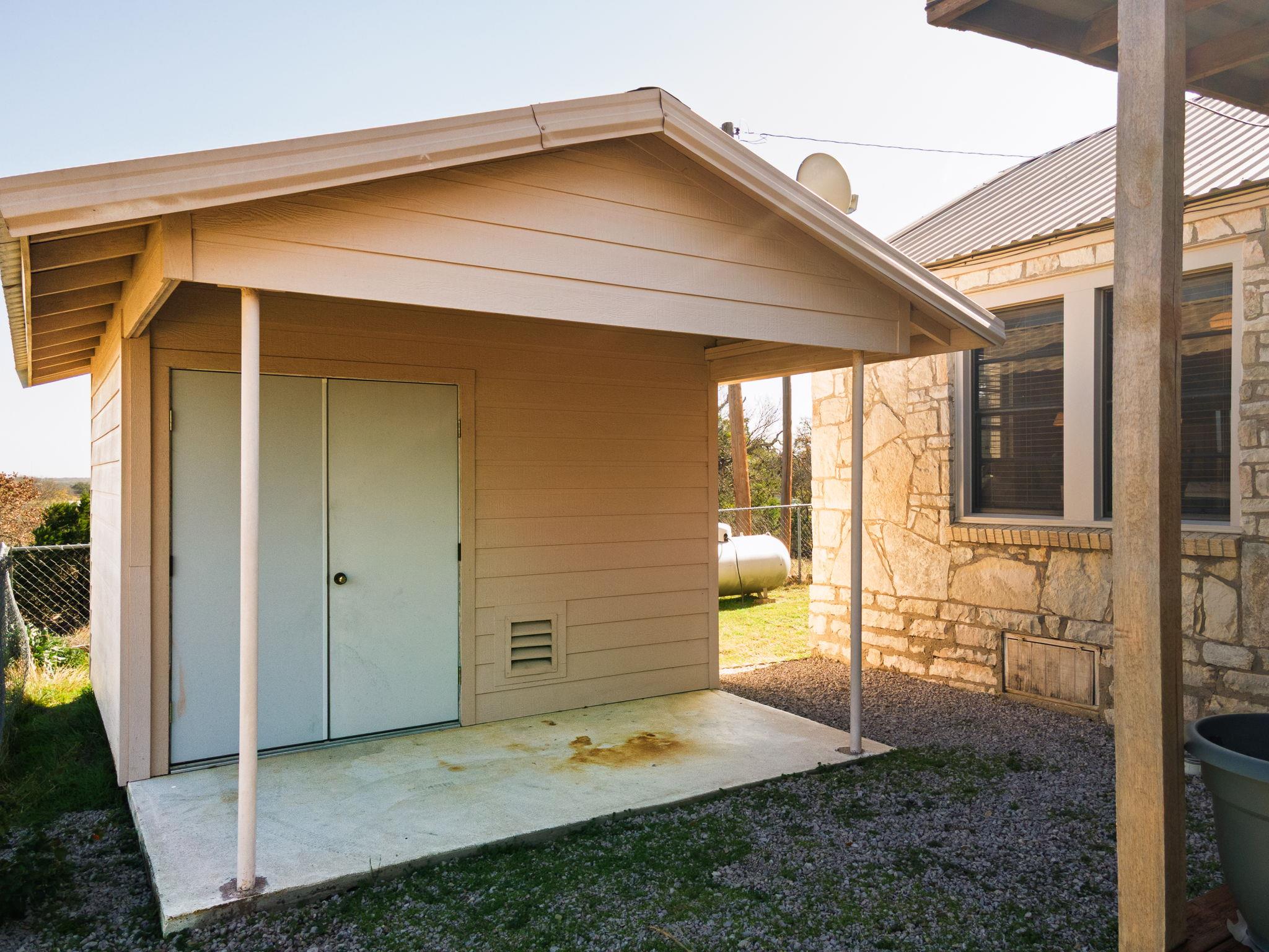 1003 N Ridge Street Lampasas TX 76550