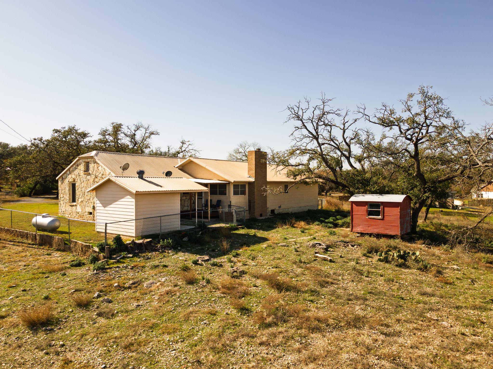 1003 N Ridge Street Lampasas TX 76550