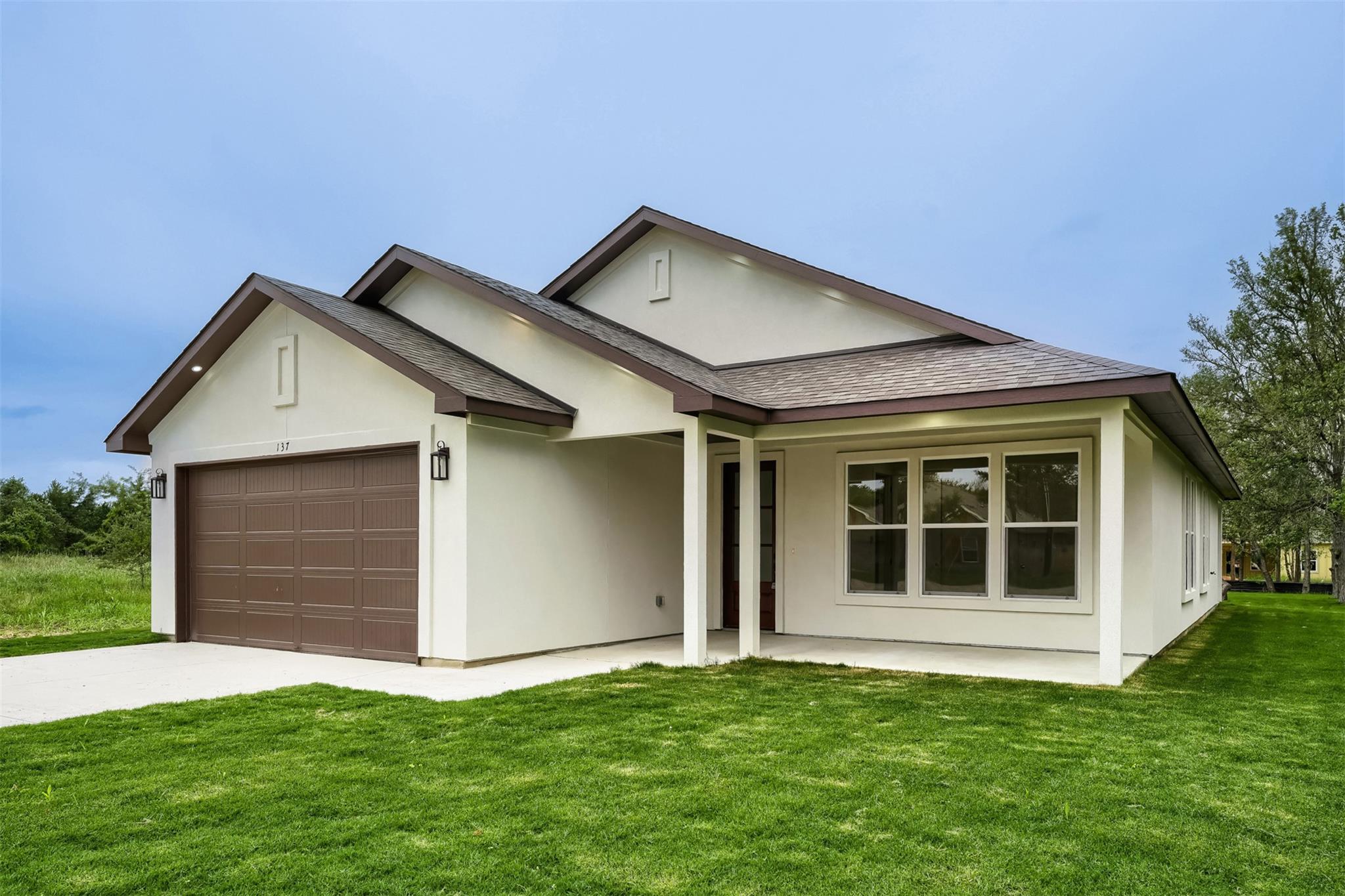 137 E Pauwela Lane Bastrop TX 78602