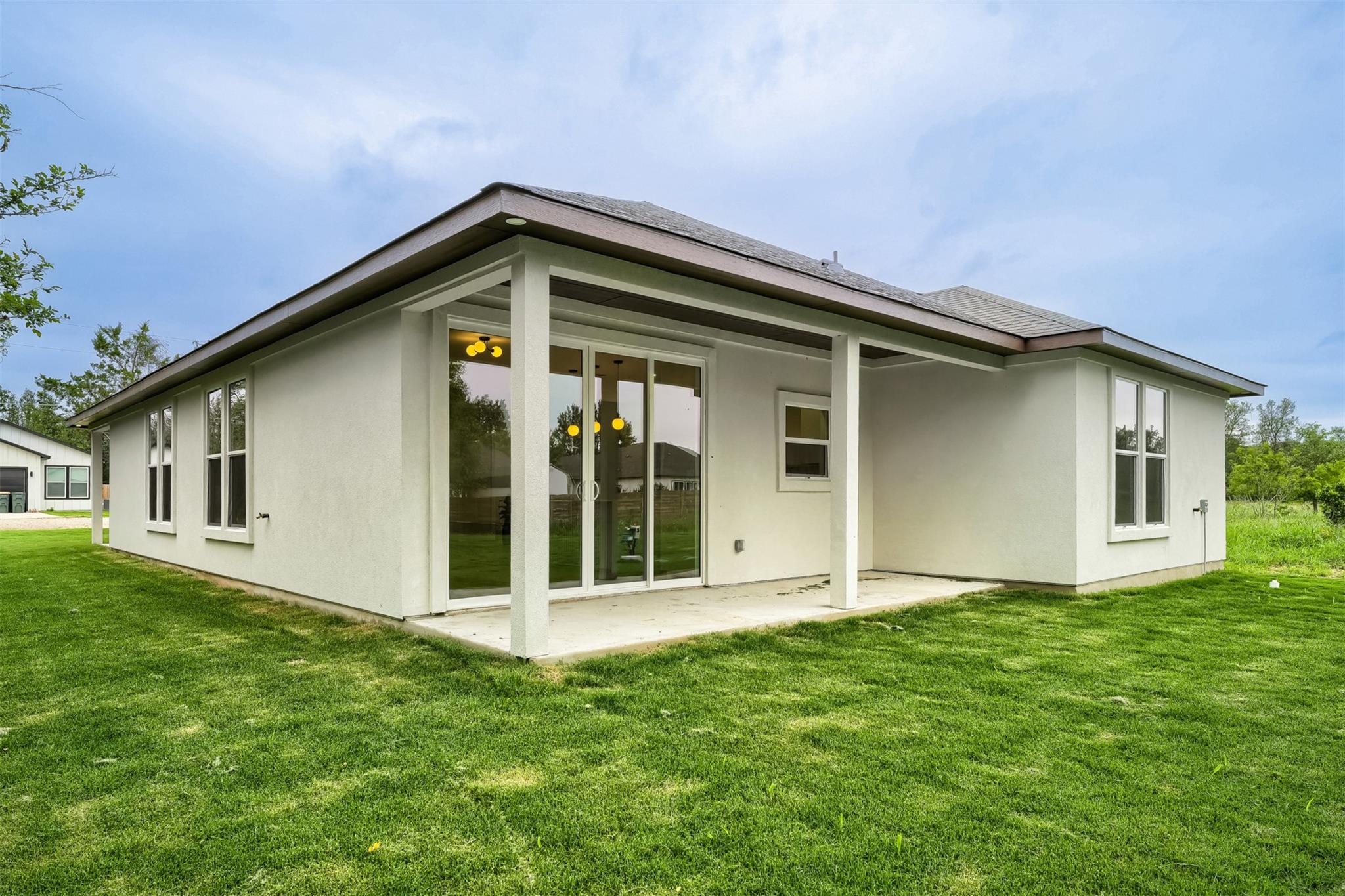 137 E Pauwela Lane Bastrop TX 78602