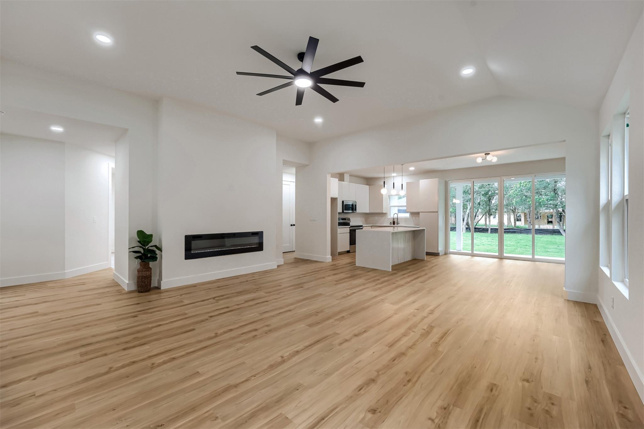 137 E Pauwela Lane Bastrop TX 78602