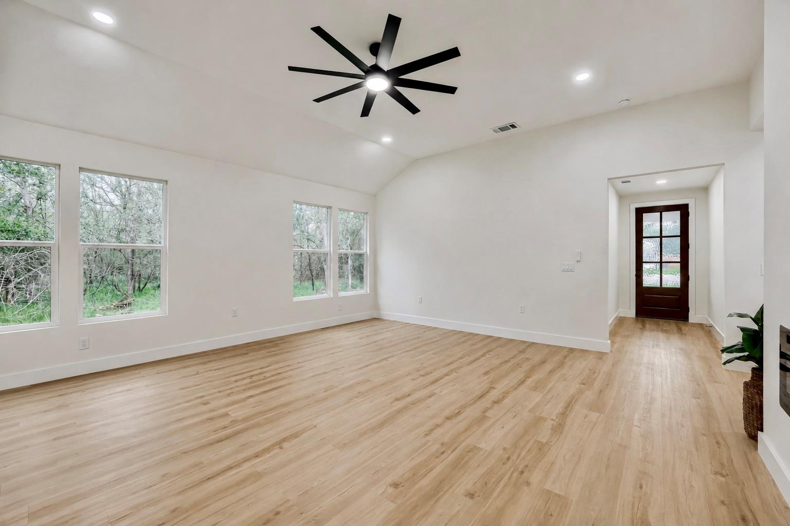 137 E Pauwela Lane Bastrop TX 78602