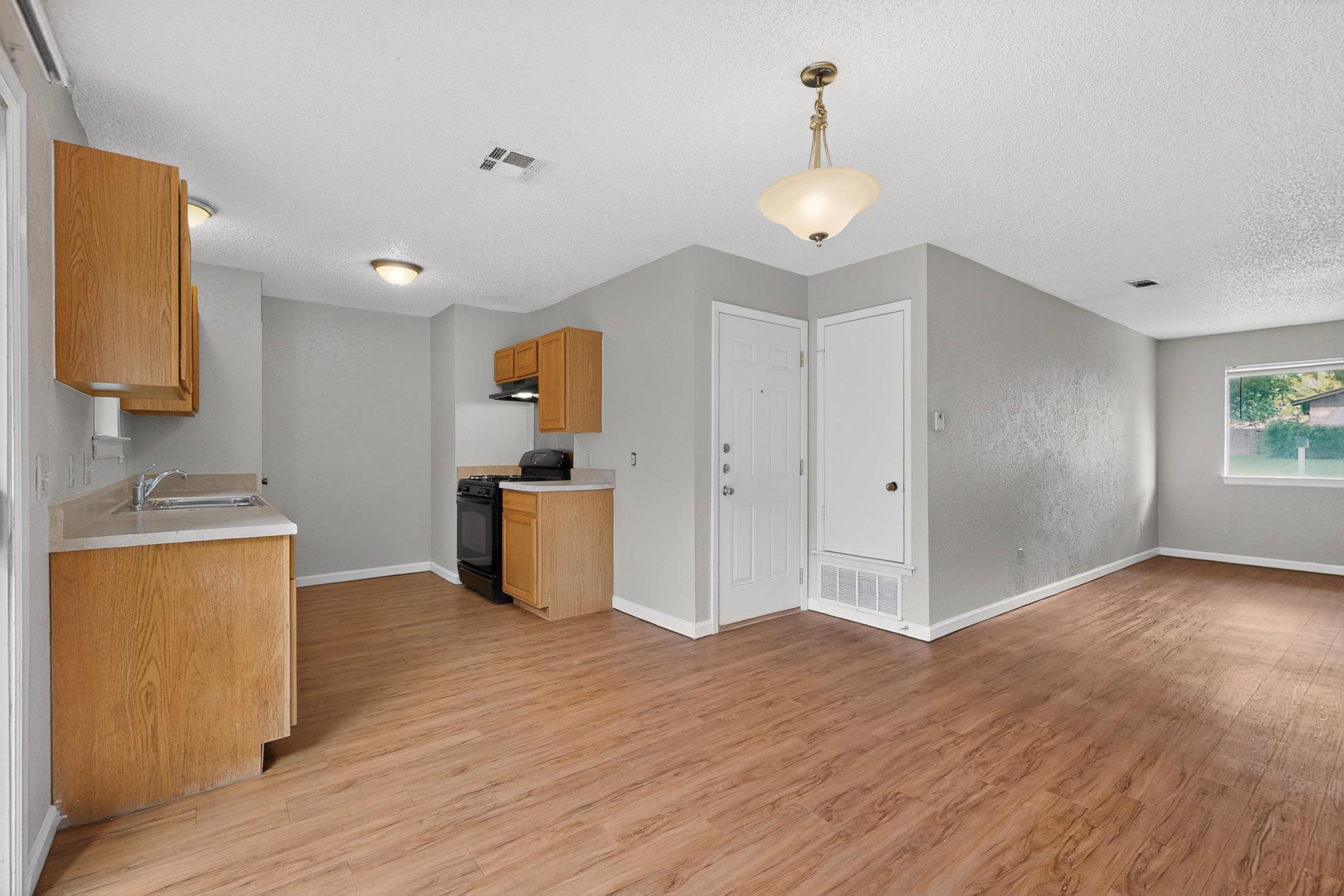 6204 Shadow Bend Austin TX 78745