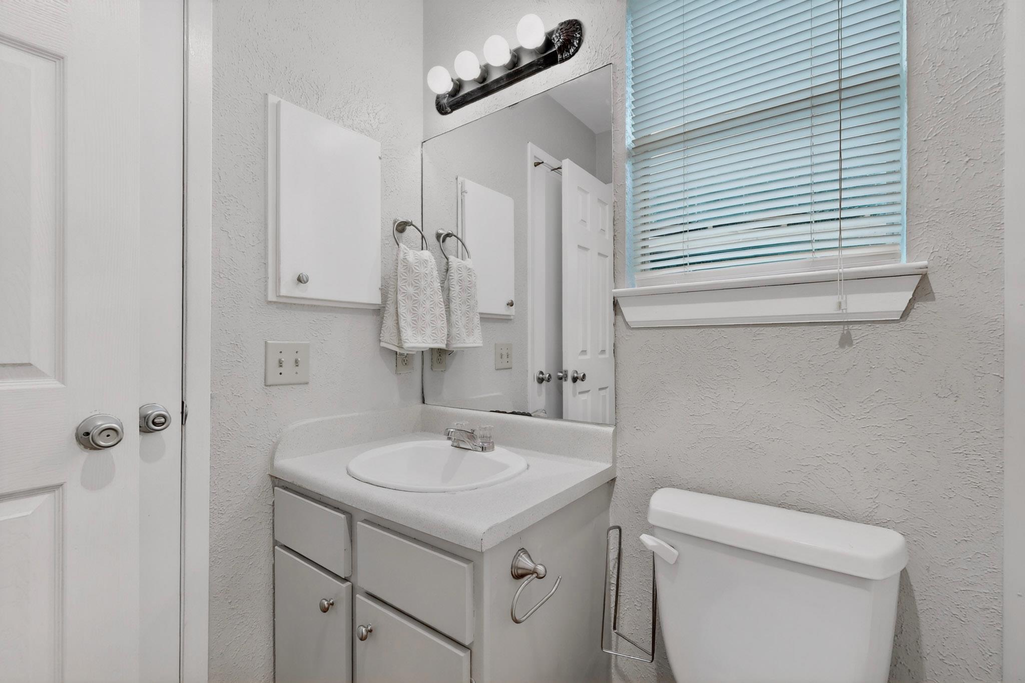6204 Shadow Bend Austin TX 78745