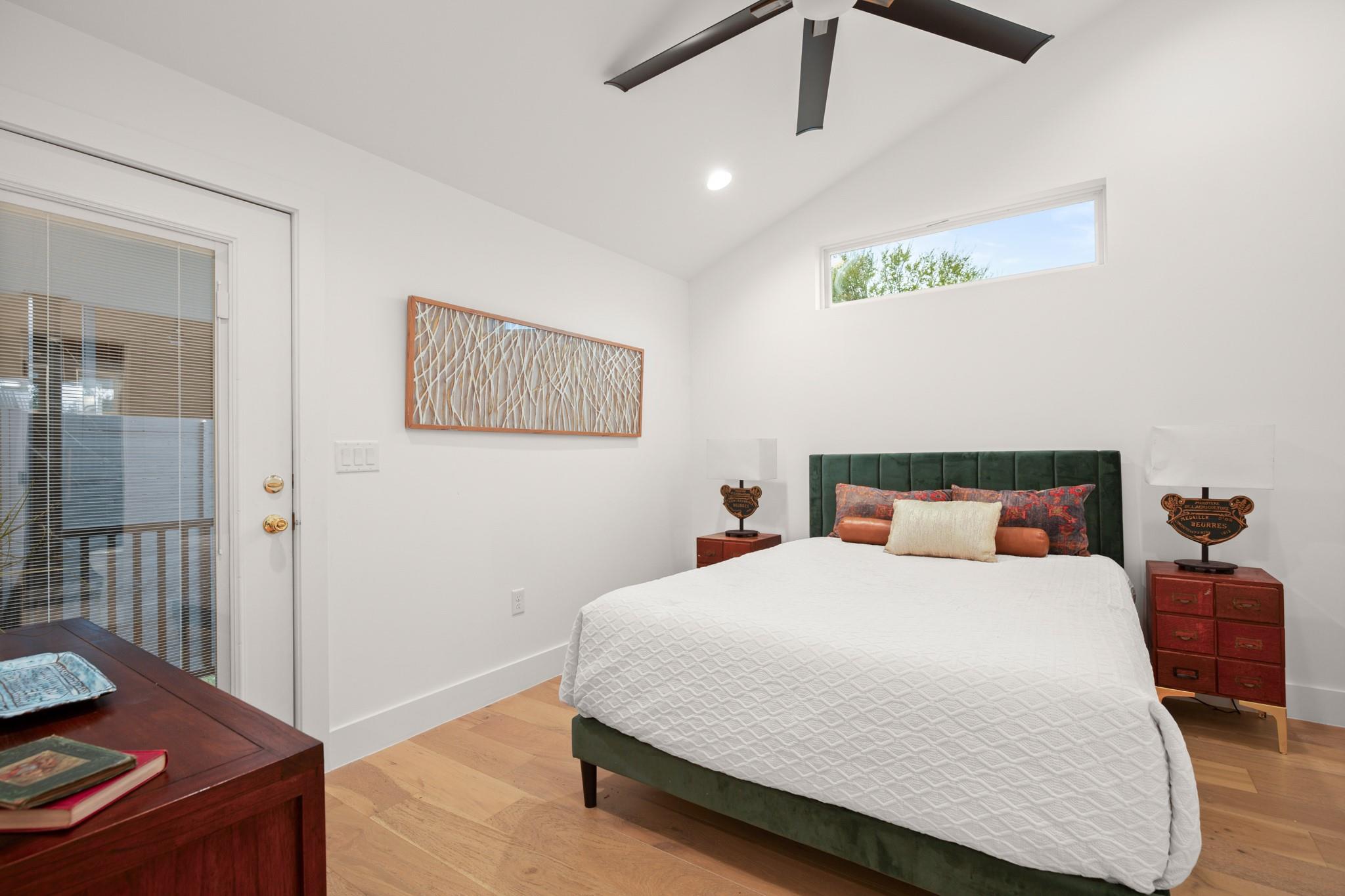 2416 E 10th Street Austin TX 78702
