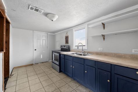 706 W 5th Street Hearne TX 77859